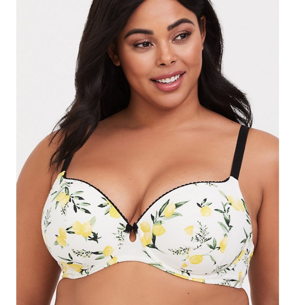 NWOT Torrid Curve TShirt Bra Lemon Print 44B